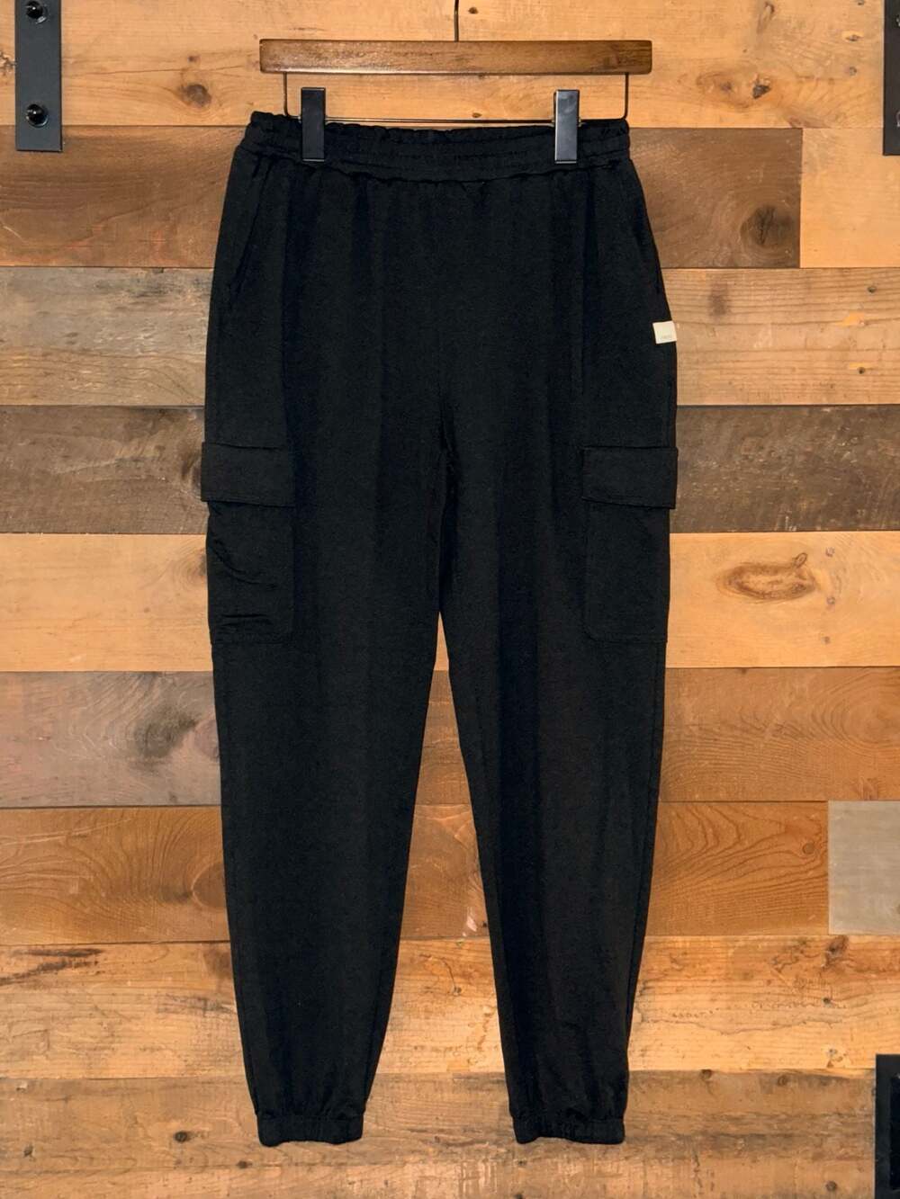 Vuori Women's Performance Cargo Jogger Black Size S